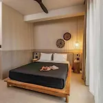 Terra Mare Marin By
